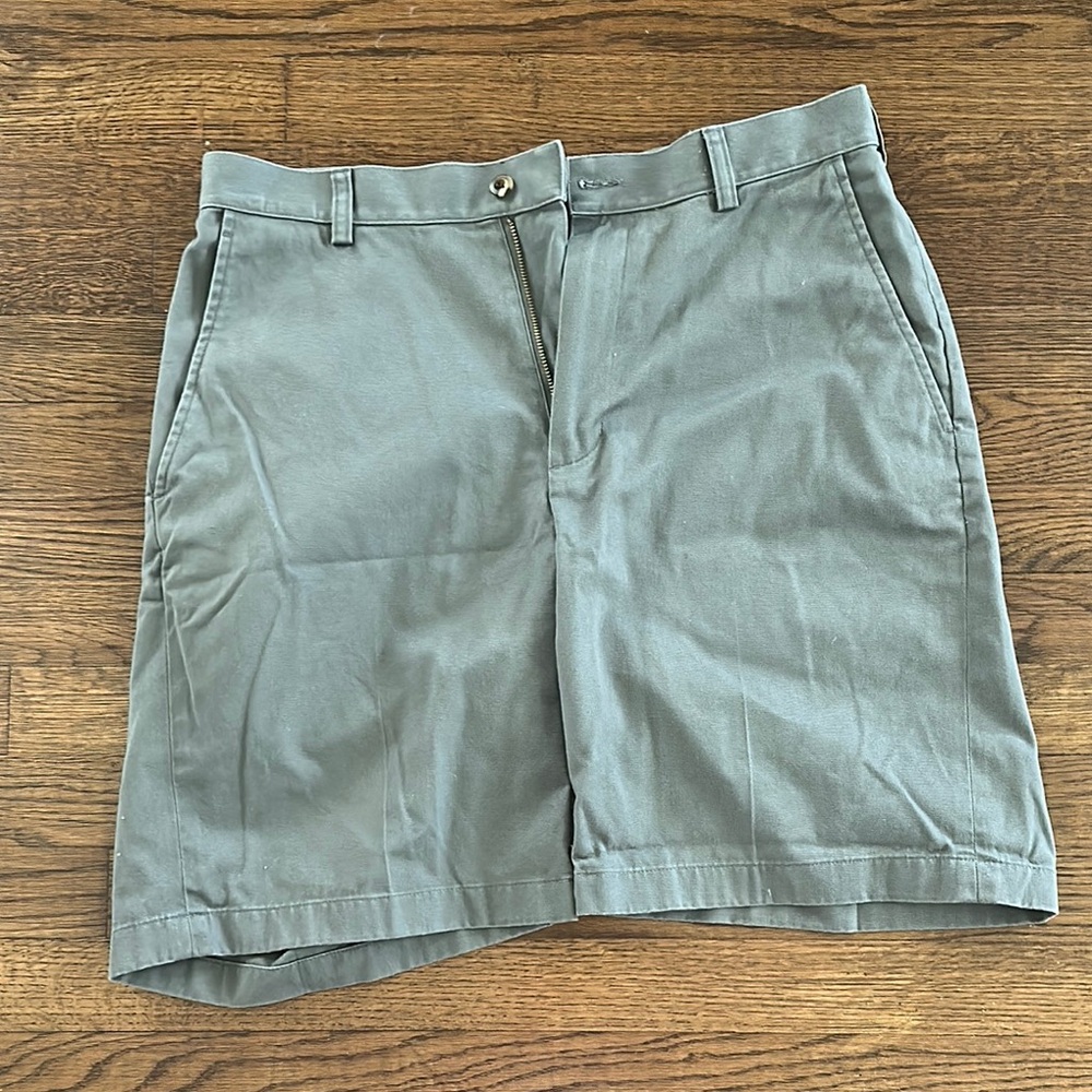 Jos. A. Bank Gray Flat Front Shorts Classic Design